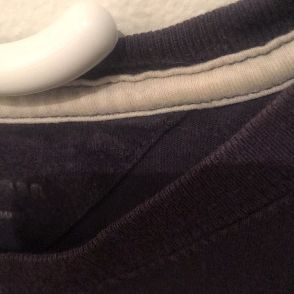 Tommy Hilfiger Super Soft Thick light black tee w/ cream inner collar - Picture 6 of 6